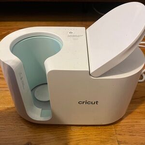 Cricut mug press